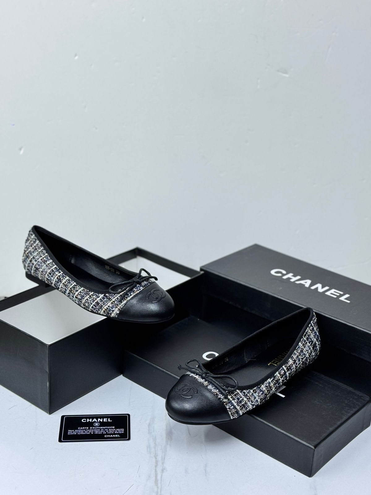 Chanel Ballet Flats (Navy Blue Tweed and Lambskin)